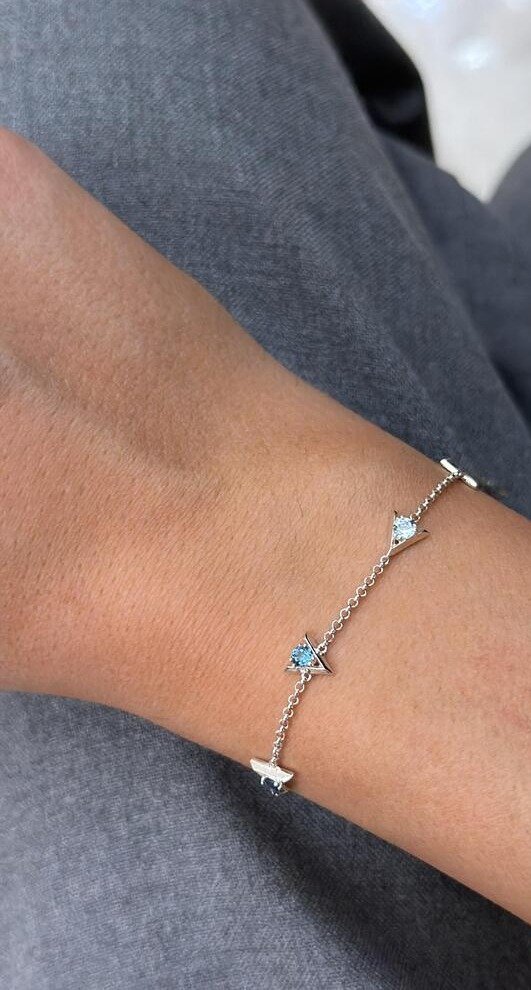 I am greater than my highs and lows bracelet 